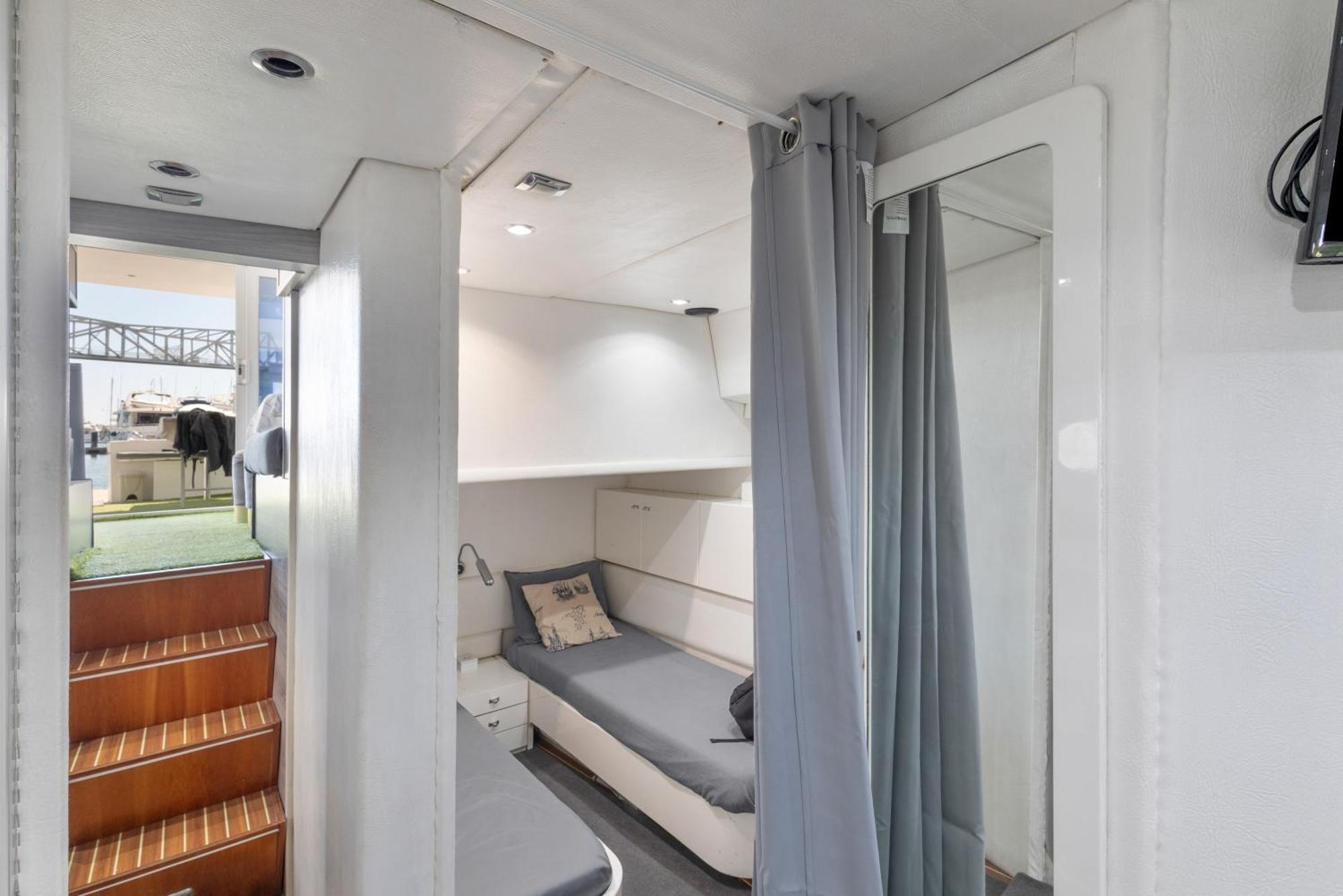 Barco Muy Romantico Con Parking Bateau-hôtel