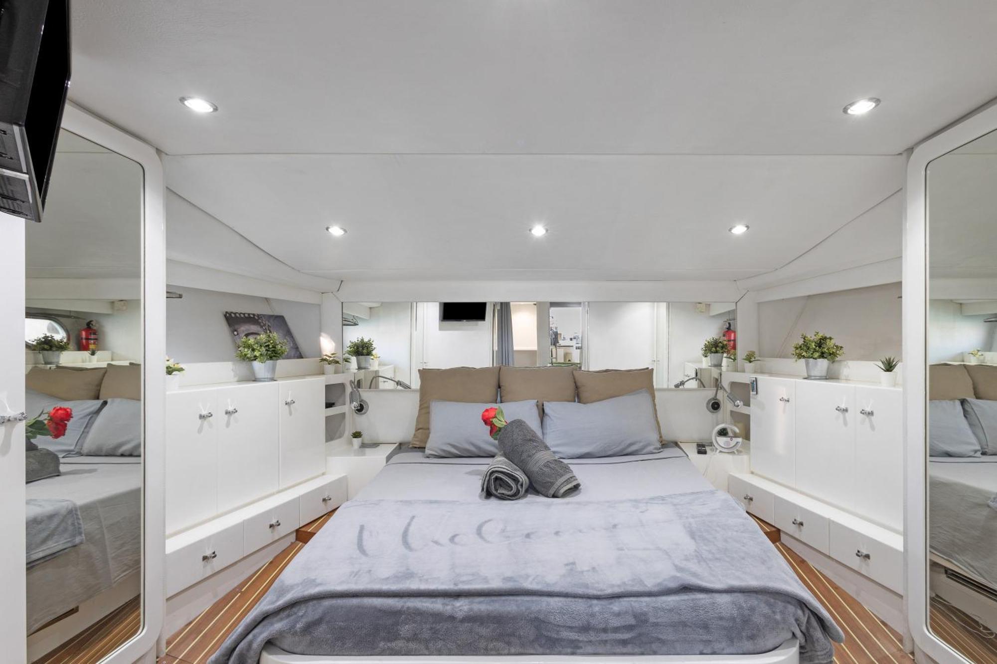 Barco Muy Romantico Con Parking * Barcelone