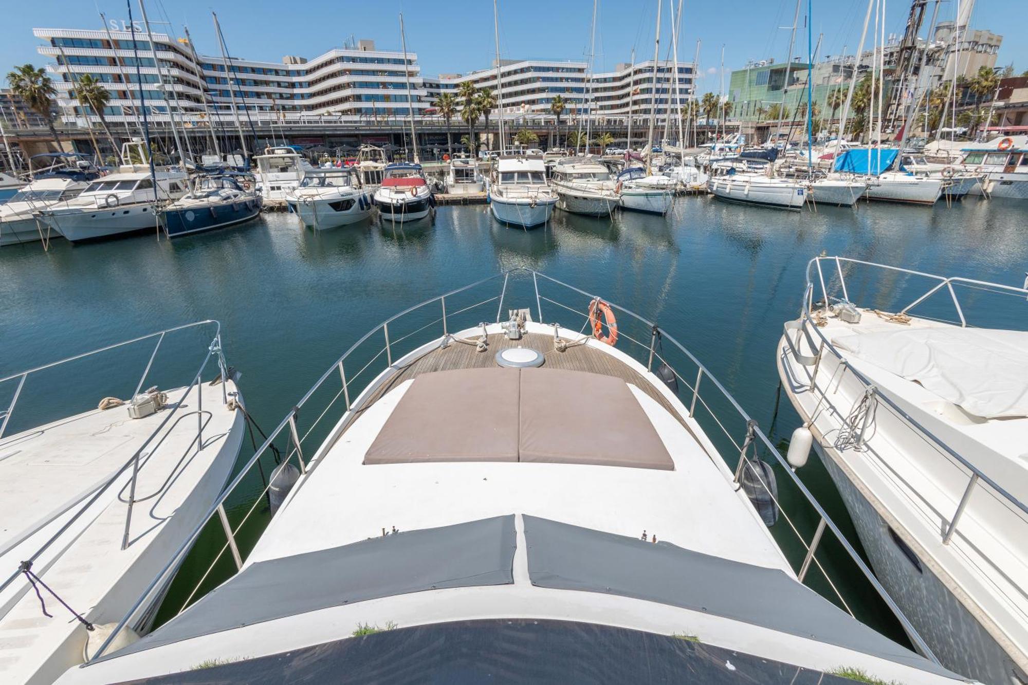 Barco Muy Romantico Con Parking Bateau-hôtel