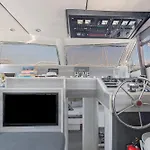 Barco Muy Romantico Con Parking